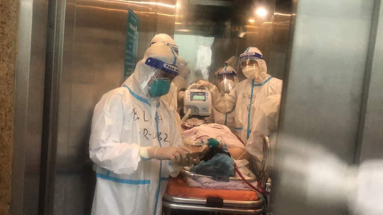 Cứu sống hai mẹ con sản phụ nguy kịch vì mắc Covid-19 -0