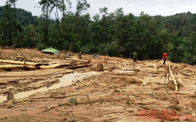 16 người tại thủy điện A Lin B2 vẫn an toàn dù mất liên lạc nhiều ngày -1