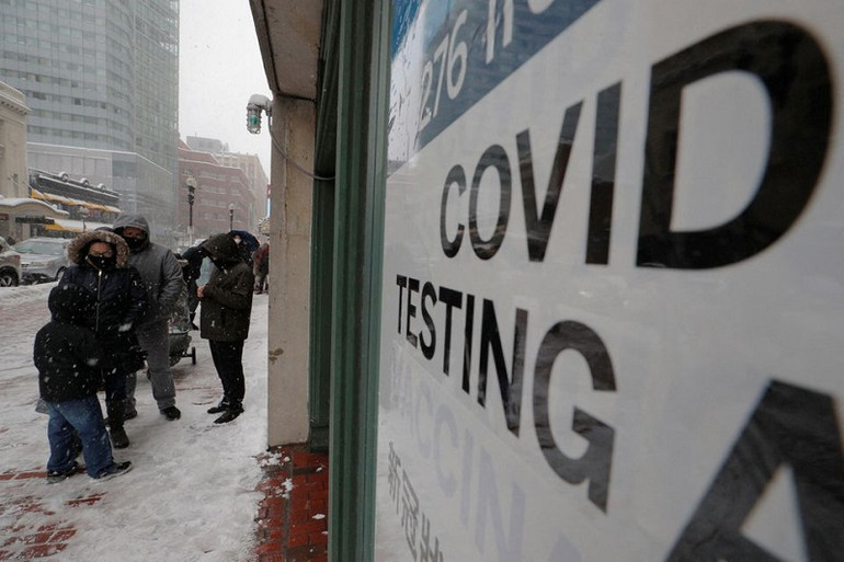 Pháp ghi nhận mức cao kỷ lục hơn 368 nghìn ca mắc Covid-19 trong 24 giờ -0