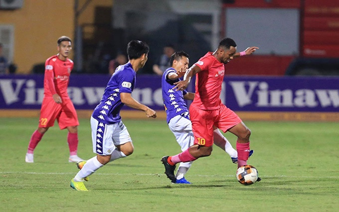 Trái chiều cảm xúc “bất bại” -0