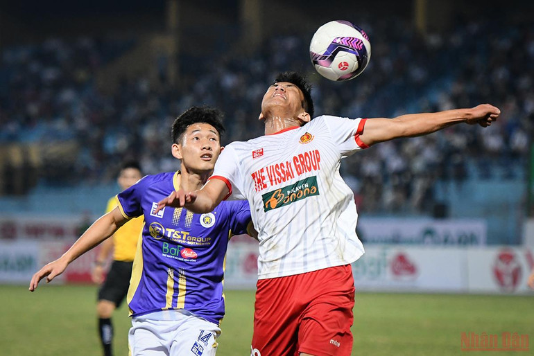 CLB Hà Nội giành chiến thắng đậm trong ngày chia tay Quang Hải -0