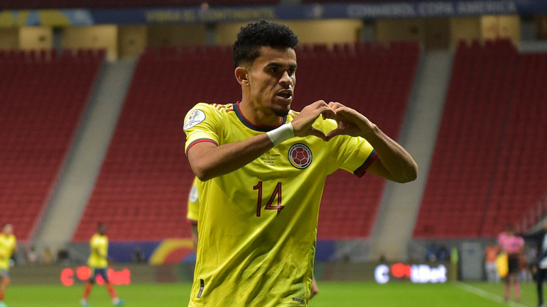 Hạ Colombia, Argentina đối đầu Brazil ở chung kết Copa Ameria -0