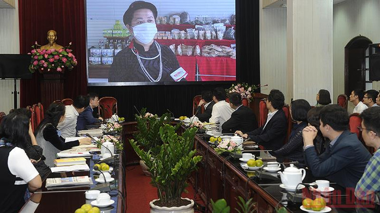 Báo Nhân Dân tổng kết công tác thông tin, tuyên truyền về dân tộc-tôn giáo năm 2021 -0