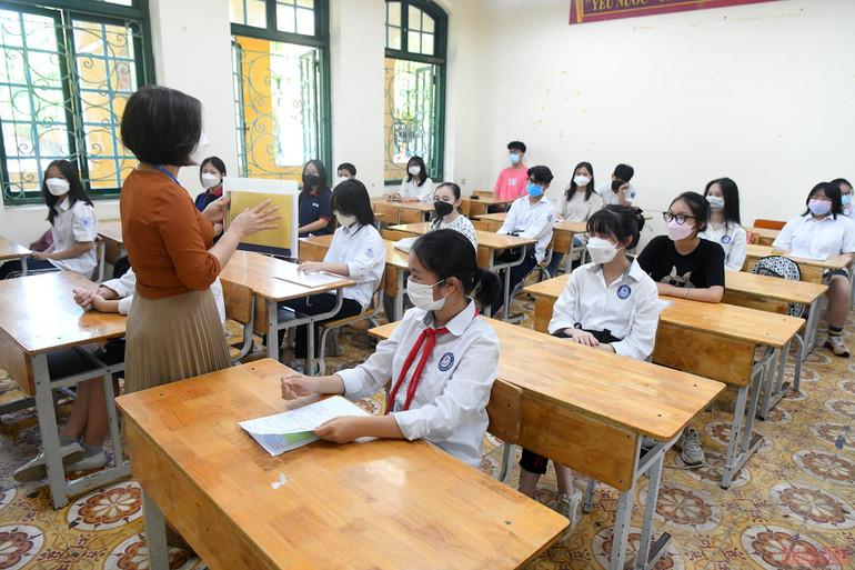 Hà Nội: Thí sinh làm thủ tục dự thi vào lớp 10 THPT công lập -0