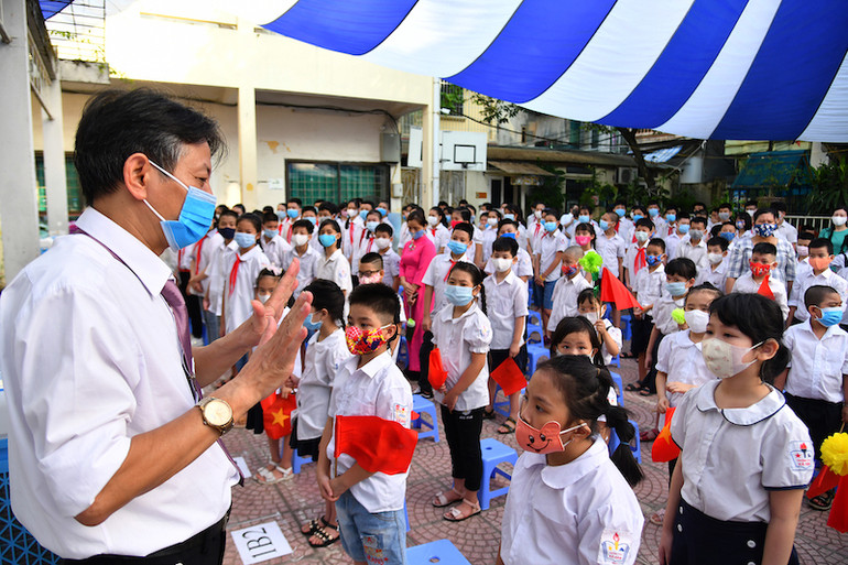 Ngày khai giảng của những học sinh “đặc biệt” -4