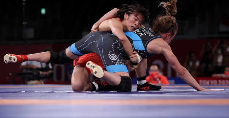 Trung Quốc dẫn đầu, Mỹ thu hẹp khoảng cách -0