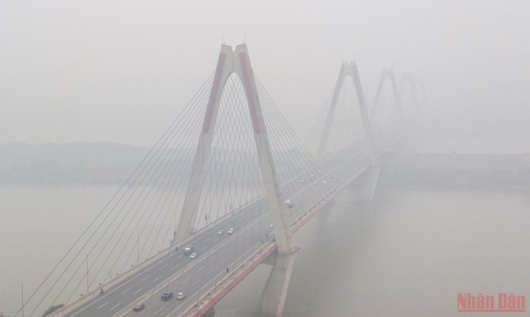 Ô nhiễm bụi mịn và chất lượng không khí trên địa bàn Hà Nội ở mức “rất xấu” -6