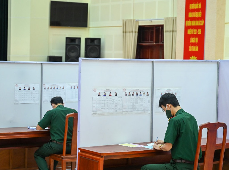 Hơn 3.200 cử tri tiến hành bầu cử sớm tại Bắc Ninh -0