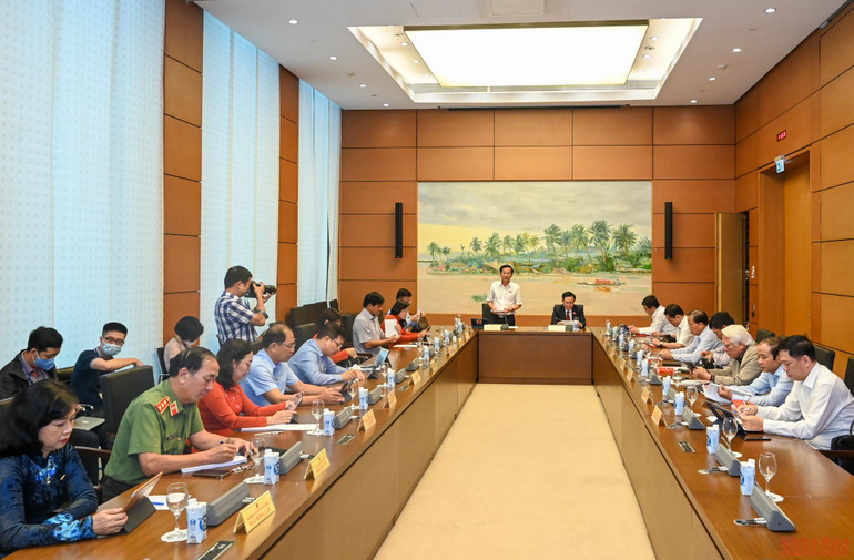 Phát triển Khánh Hòa thành hình mẫu gắn kết giữa kinh tế với quốc phòng, an ninh -0