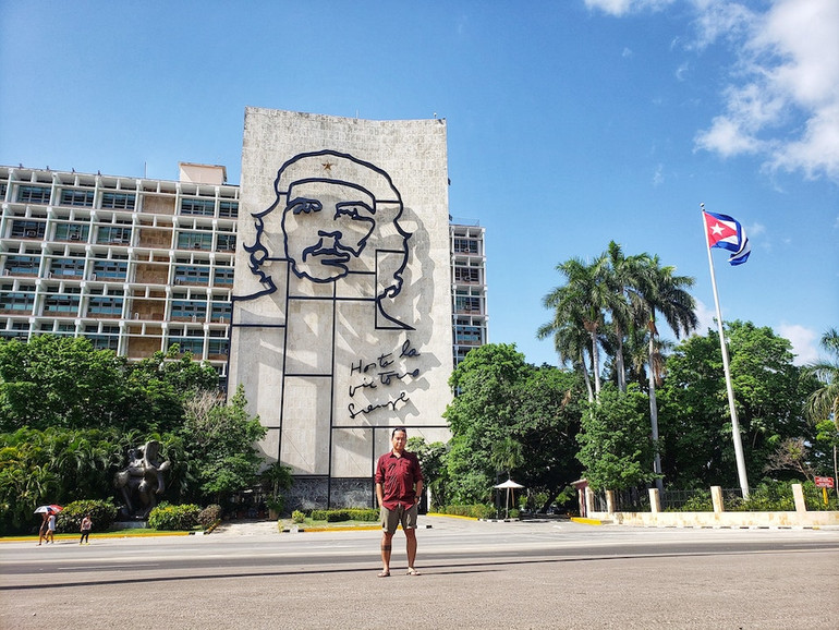 Lên đường… lo sợ, phấn khích, cô đơn -0