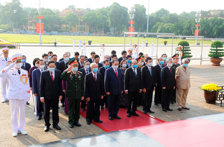 Lãnh đạo Đảng, Nhà nước vào Lăng viếng Chủ tịch Hồ Chí Minh -0