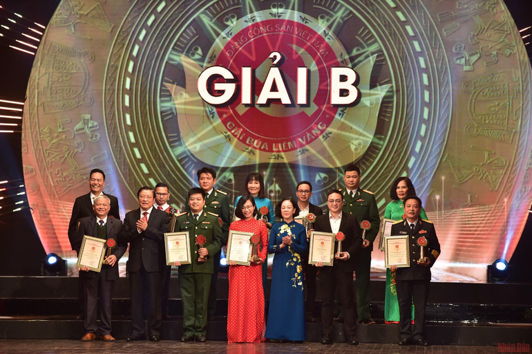 Báo Nhân Dân điện tử đoạt Giải A Búa liềm vàng lần thứ VI-năm 2021 -0