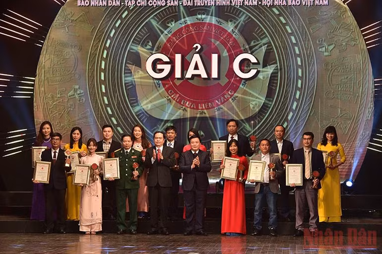 Lễ trao Giải báo chí toàn quốc về xây dựng Đảng lần thứ VI-năm 2021 -0