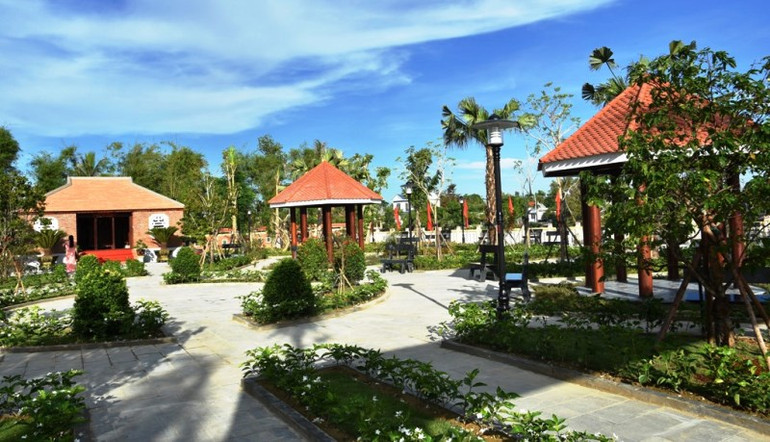 Công trình Công viên văn hóa Tố Hữu tại thôn Tân Xuân Lai, xã Quảng Thọ (huyện Quảng Điền). Khánh thành Công viên văn hóa và Khu lưu niệm đồng chí Tố Hữu -0