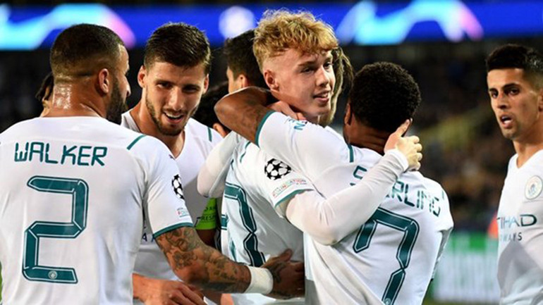 Manchester City thắng tưng bừng trên đất Bỉ. (Ảnh: Sky/TTXVN) Messi lập cú đúp giúp Paris Saint-Germain thắng kịch tính Leipzig -0