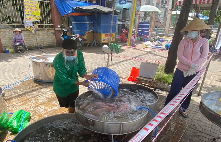 Cần Thơ đưa chợ ra phố trong thời gian giãn cách xã hội -0