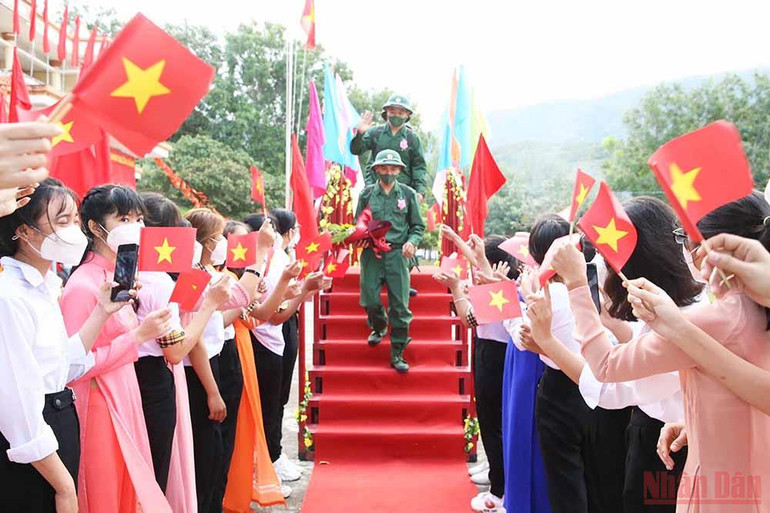 Rộn ràng ngày hội tòng quân trên cả nước -6