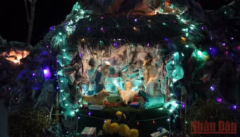 Không khí Giáng sinh nơi xứ đạo Phú Thượng -0