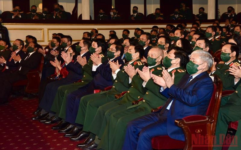 Thủ tướng Phạm Minh Chính dự chương trình Thắm tình quân dân -0