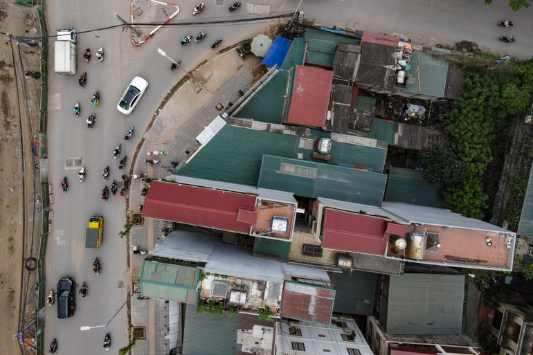 Nhà siêu mỏng trên đường vành đai 2 -0