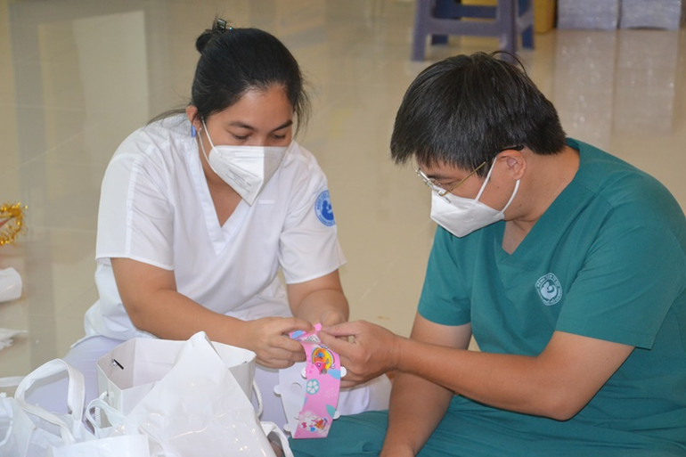 Tết Trung thu ấm áp tại Bệnh viện Dã chiến số 7 -0