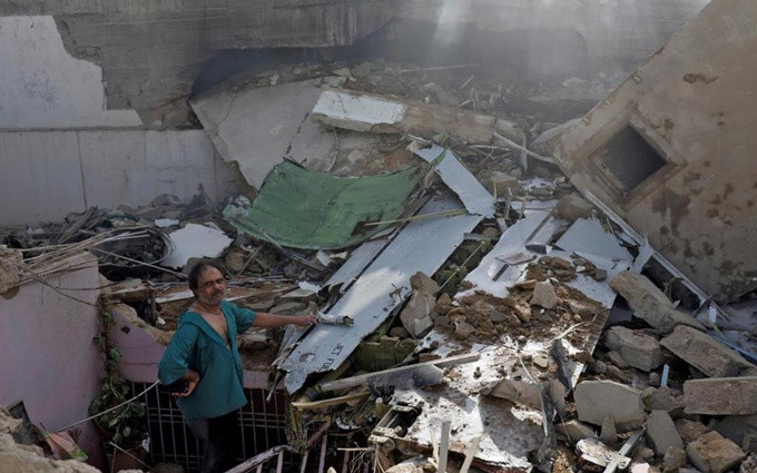 Vụ rơi máy bay chở khách tại Pakistan: ít nhất một hành khách còn sống ảnh 2