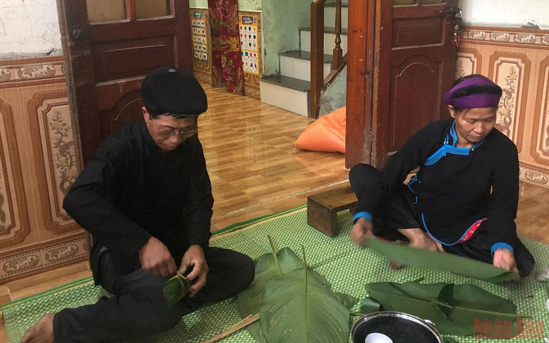 Gói bánh chưng. Ý nghĩa của bánh chưng gù -0