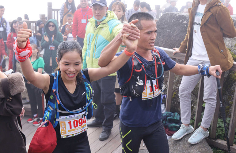 Vượt núi Fansipan, không chỉ là giải chạy -0