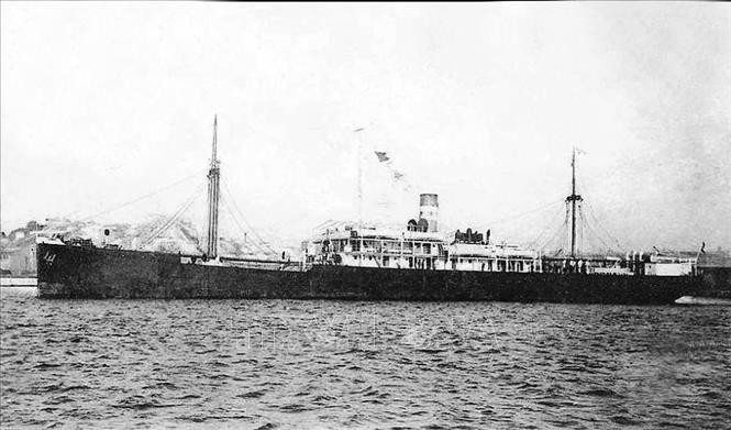 Ngày 5/6/1911, từ Bến Nhà Rồng - cảng Sài Gòn, người thanh niên yêu nước Nguyễn Tất Thành rời Tổ quốc, ra đi trên con tàu Amiral Latouche Tréville để thực hiện hoài bão giải phóng nước nhà khỏi ách nô lệ của thực dân, đế quốc. (Ảnh: Tư liệu TTXVN) 111 năm Ngày Bác Hồ ra đi tìm đường cứu nước: Người về mang tới những mùa Xuân -0