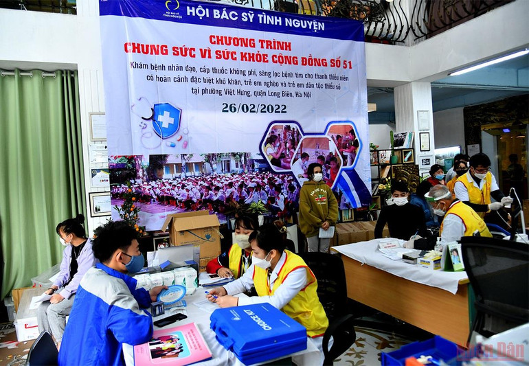 Khám bệnh nhân đạo, cấp thuốc miễn phí cho thanh thiếu niên có hoàn cảnh đặc biệt khó khăn -0