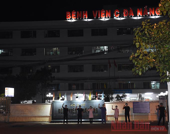 Bệnh viện C Đà Nẵng mở cửa sau 14 ngày phong toả -2