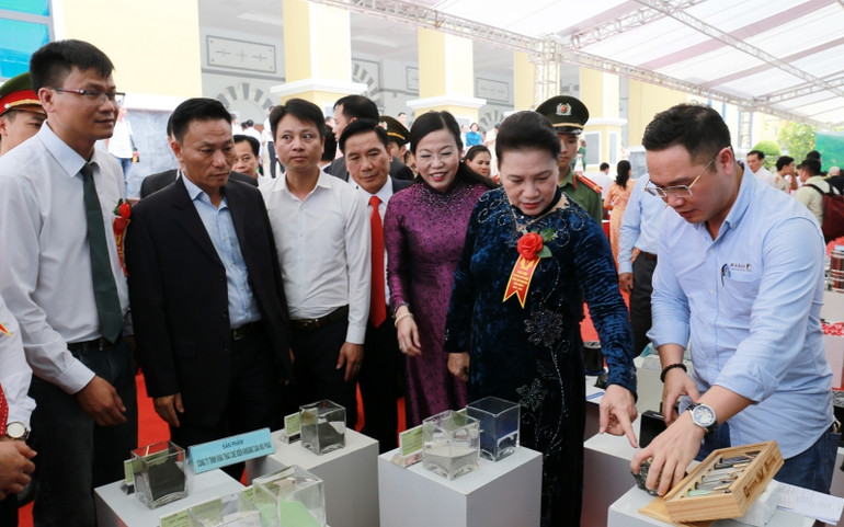 Chủ tịch Quốc hội Nguyễn Thị Kim Ngân dự Đại hội Thi đua yêu nước tỉnh Thái Nguyên -0