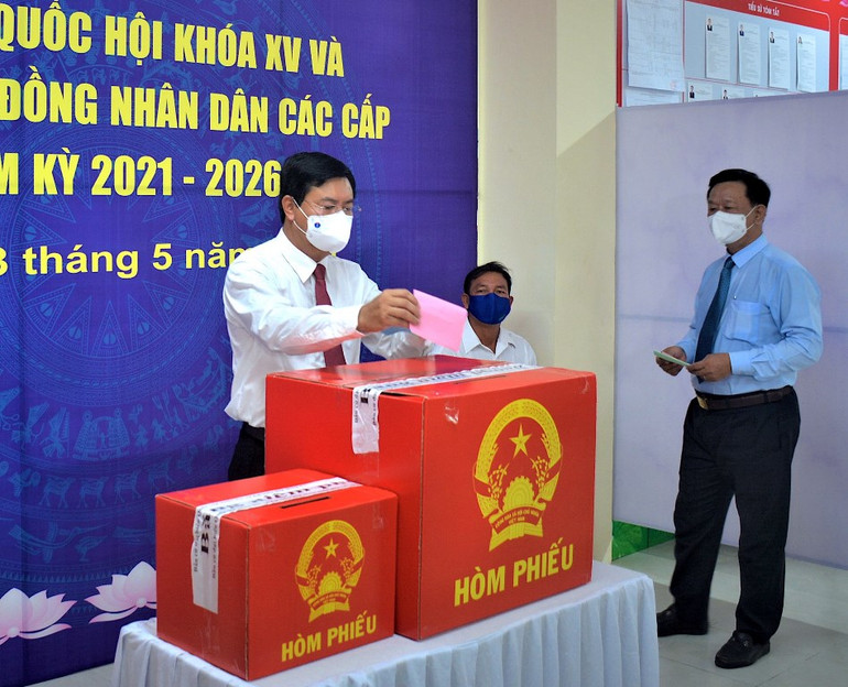 Đi bầu cử nơi địa đầu cực nam Tổ quốc -0