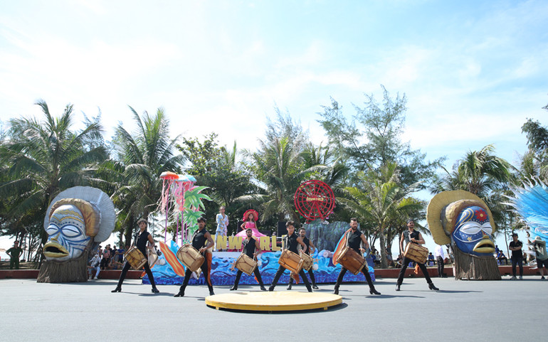 Lễ hội Carnival trở lại Sầm Sơn -0