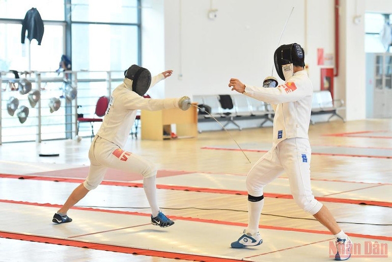 Đấu kiếm Việt Nam nỗ lực vượt khó -0