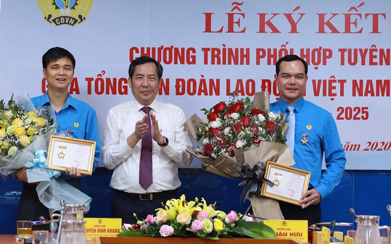 Báo Nhân Dân và Tổng Liên đoàn Lao động Việt Nam ký kết phối hợp tuyên truyền giai đoạn 2020-2025 -0