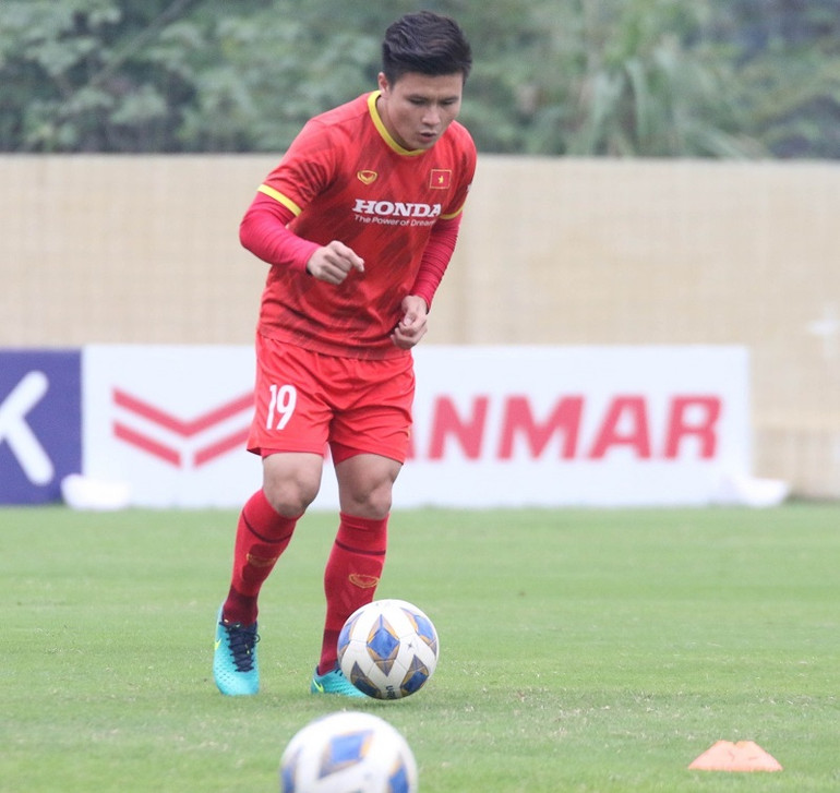 Quang Hải có cơ hội chơi bóng ở Australia? -0