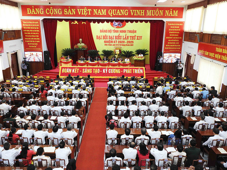 Quang cảnh tại buổi khai mạc Đại hội. Khai mạc Đại hội Đại biểu Đảng bộ tỉnh Ninh Thuận lần thứ 14 -0
