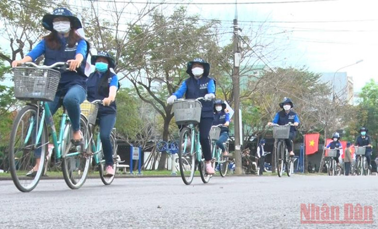 Diễu hành hưởng ứng các hành động nhân Ngày động, thực vật hoang dã thế giới 2022. Quảng Nam ký cam kết không tiêu thụ động vật hoang dã -0