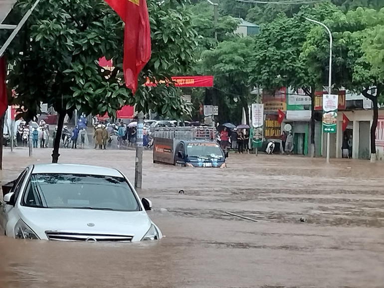 Sơn La thay đổi lịch thi tuyển sinh lớp 10 do ngập úng -0