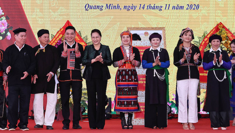 Chủ tịch Quốc hội Nguyễn Thị Kim Ngân dự Ngày hội đại đoàn kết toàn dân tại xã Quang Minh, tỉnh Yên Bái -0