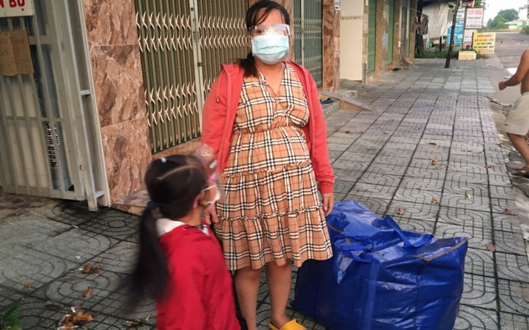 Chuyến về quê cuối cùng của gia đình “4 trong 1” -0