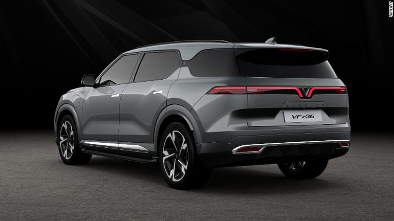 Mẫu xe điện VinFast VF E36. VinFast ra mắt hai mẫu ô-tô điện tại Mỹ -0