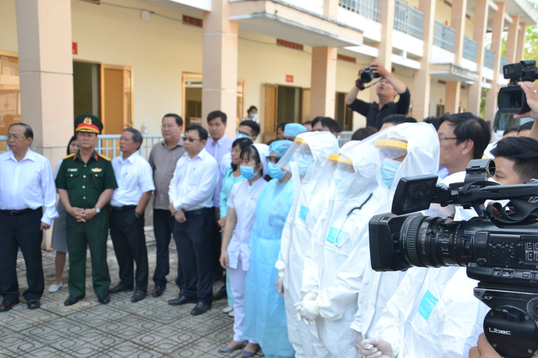 Những câu chuyện nghề của phóng viên thường trú ảnh 9 Những câu chuyện nghề của Phóng viên thường trú -0