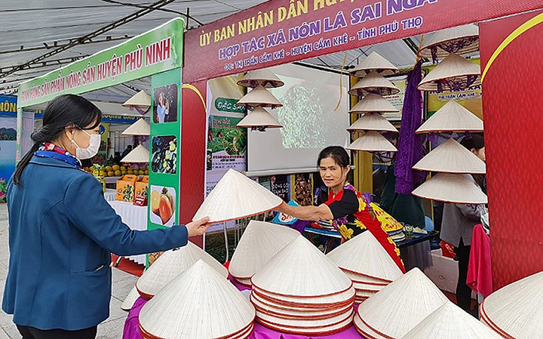 Giữ nghề nón lá Sai Nga -0