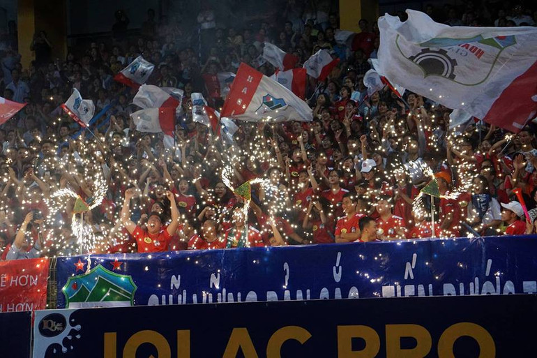 Cháy vé trận Công Phượng trở về sân nhà Pleiku -0