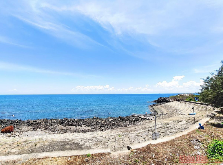 Trong chiến tranh, nơi đây cũng là nơi cập bến của những người đêm đêm vượt biển tiếp tế cho đảo. (Ảnh: MINH DUY) Cồn Cỏ - đảo nhỏ thanh bình giữa biển Đông -0