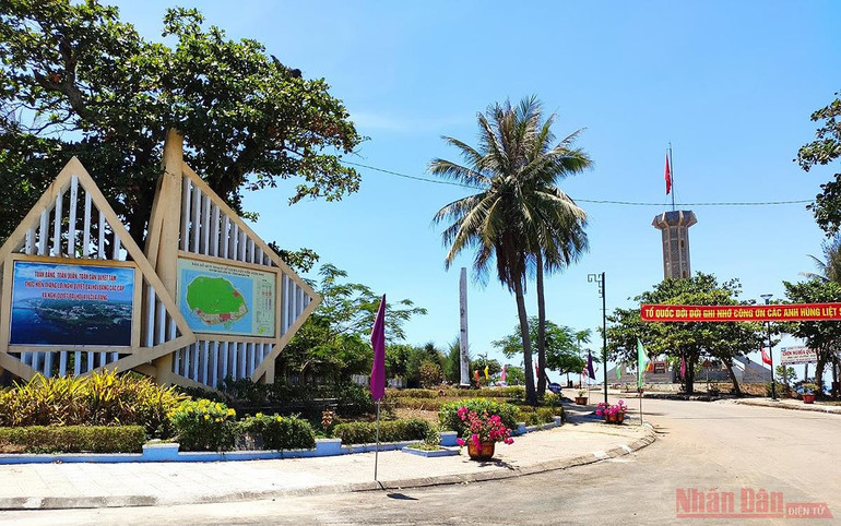 Một góc thanh bình trên đảo Cồn Cỏ (Ảnh: MINH DUY) Cồn Cỏ - đảo nhỏ thanh bình giữa biển Đông -0