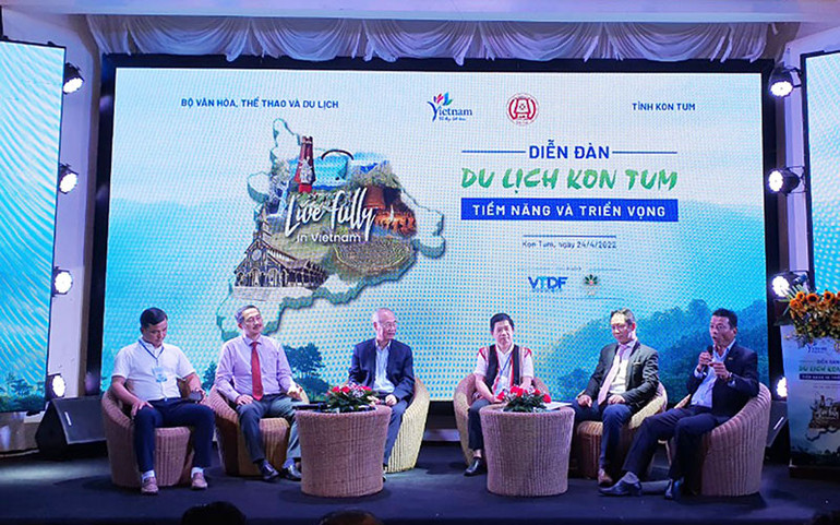 Tọa đàm về thuận lợi, thách thức, triển vọng phát triển du lịch Kon Tum. Phát huy hiệu quả tiềm năng, thế mạnh phát triển du lịch Kon Tum -0