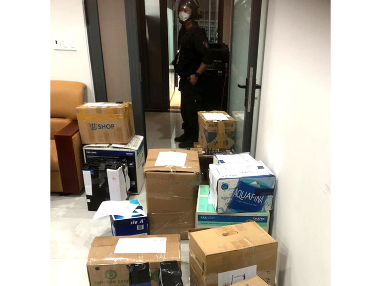 Bắt khẩn cấp “trùm” mua bán hóa đơn trong đường dây buôn lậu xăng giả -0